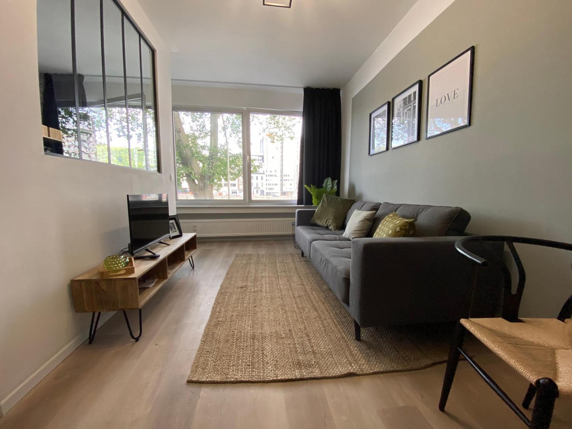 "Coeur De Meuse" - Appartement Tout Confort A Λιέγη Εξωτερικό φωτογραφία